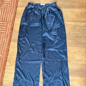 ABERCROMBIE & FITCH Navy Blue Silk Pants